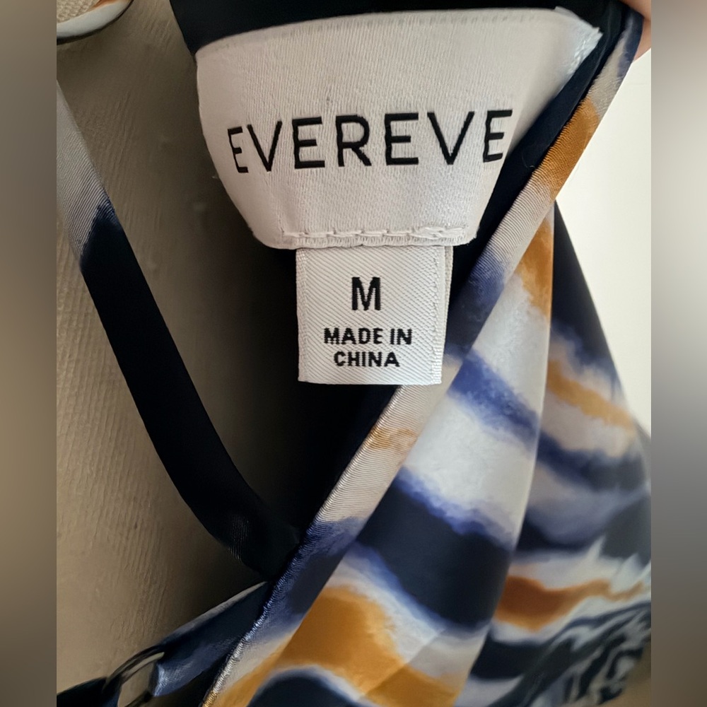Evereve Blue and Gold Strappy Dress - Picture 5 of 5